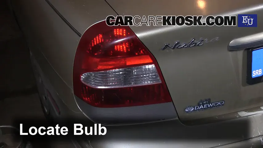 2000 Daewoo Nubira SE 2.0L 4 Cyl. Lights Turn Signal - Rear (replace bulb)